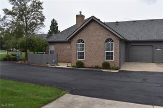 1077 N Jefferson St Unit D, Medina, OH 44256