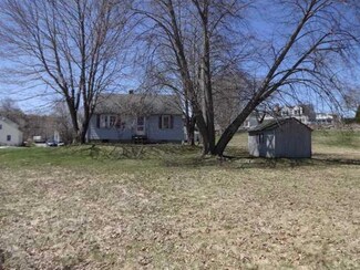 381 Main St, Southwest Harbor, ME 04679