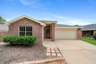 13901 Walnut Canyon Ct, Roanoke, TX 76262