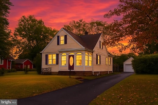 279 Pine St, Penns Grove, NJ 08069