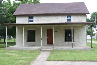 242 Forest, Marion, KS 66861