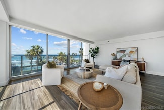 1810 Avenida Del Mundo Unit 408, Coronado, CA 92118