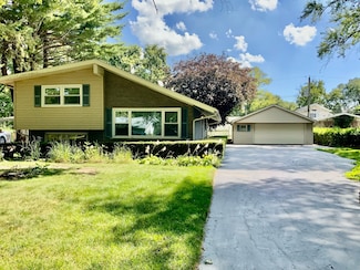 12613 S Parkside Ave, Palos Heights, IL 60463