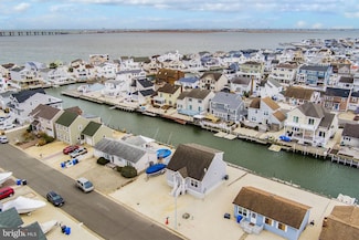 31 George Dr, Manahawkin, NJ 08050