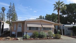 8800 Eton Ave Unit 37, Canoga Park, CA 91304