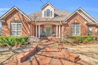 206 N Riggsville Dr, Mountain View, AR 72560