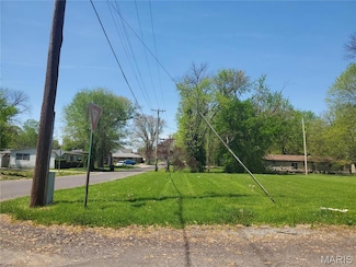 1803 Scheel St, Swansea, IL 62221