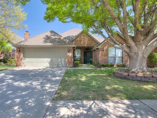933 Riviera Dr, Norman, OK 73072