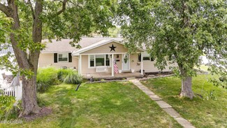 209 N Wood St, Wapakoneta, OH 45895