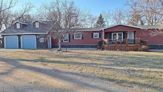 1605 450th Ave, Estherville, IA 51334