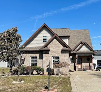 1508 Sunray Dr, Murfreesboro, TN 37127
