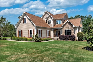 102 Woods Dr, West Union, SC 29696