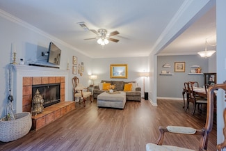 1040 Park Court Dr, Memphis, TN 38119