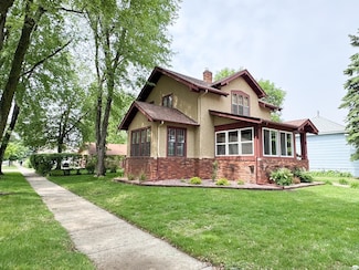 1201 6th Ave, Worthington, MN 56187