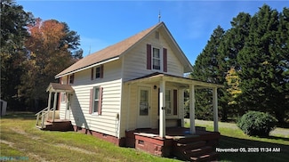 4356 Buckley Hall Rd, Cobbs Creek, VA 23035