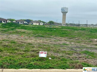 112 Saint Francois Ave, Port Lavaca, TX 77979