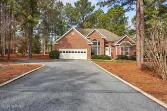 30 Hardee Ln, Whispering Pines, NC 28327