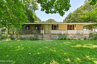 1070 Fountain Park Dr, Kinston, NC 28504
