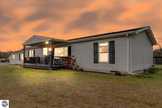 3265 Ash Ave, Lupton, MI 48635