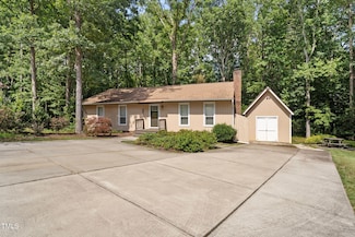 1219 Maybole Ct, Cary, NC 27511