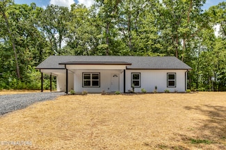 181 Lakeshore Ln, Decatur, TN 37322