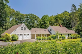 135 Start Rd, Camden, ME 04843