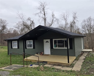 504 Queenstown Rd, Karns City, PA 16041