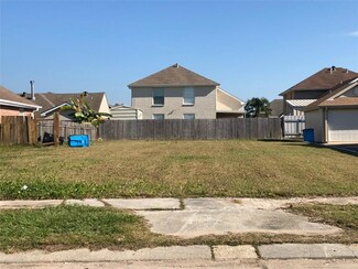 4421 Lamarque Dr, Meraux, LA 70075