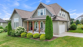 7468 Crowes Nest Dr, Ooltewah, TN 37341