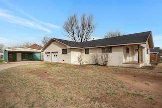 411 N 5th Ave, Munday, TX 76371