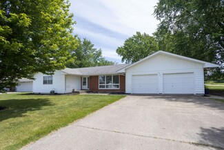 501 N Humston St, Goodland, IN 47948