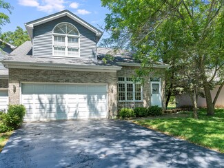 205 Lorien Ct, East Dundee, IL 60118