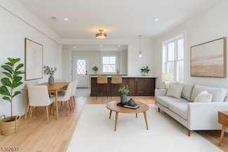 15-17 North Ave E Unit 2B, Cranford, NJ 07016