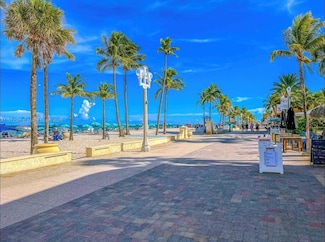 326 Wilson St Unit 205, Hollywood, FL 33019