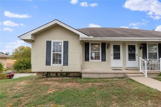 1861 Wilkerson St, Platte City, MO 64079