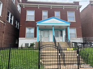 3467 S Grand Blvd, St. Louis, MO 63118