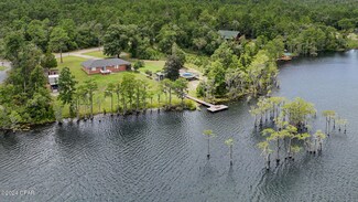 1382 Butterfield Ct, Chipley, FL 32428
