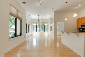129 Walnut St, Chattanooga, TN 37403