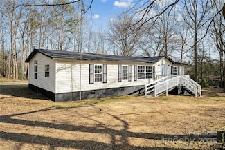 137 Penny St, Lancaster, SC 29720