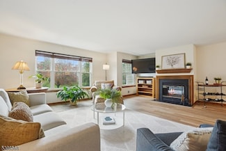 356 Greenfield Rd, Bridgewater, NJ 08807