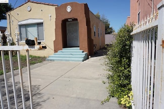 2531 Ritchie St, Oakland, CA 94605
