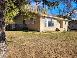 520 Hagen St W, Starbuck, MN 56381
