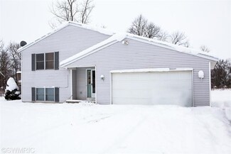 17907 28th Ave, Conklin, MI 49403