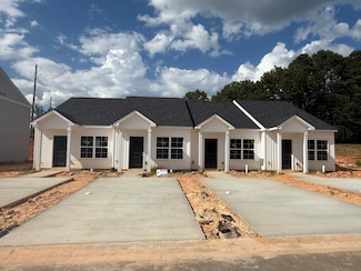 101 Constitution Cir Unit A, Washington, GA 30673