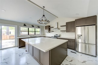 16569 Kingsbury Dr, Cut and Shoot, TX 77303