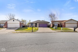 401 Polk Manor Dr, Greenwood, IN 46143