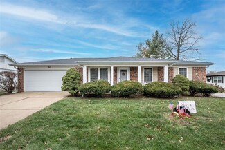 10 Lemon Tree Dr, Saint Peters, MO 63376