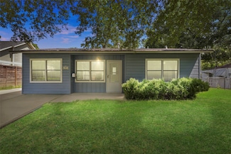 950 Lamonte Ln, Houston, TX 77018