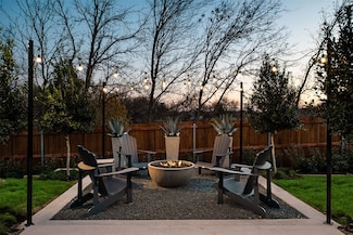 2235 Shady Elm Rd, Midlothian, TX 76065