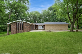 27339 Sherry Ann Ct, Donahue, IA 52746